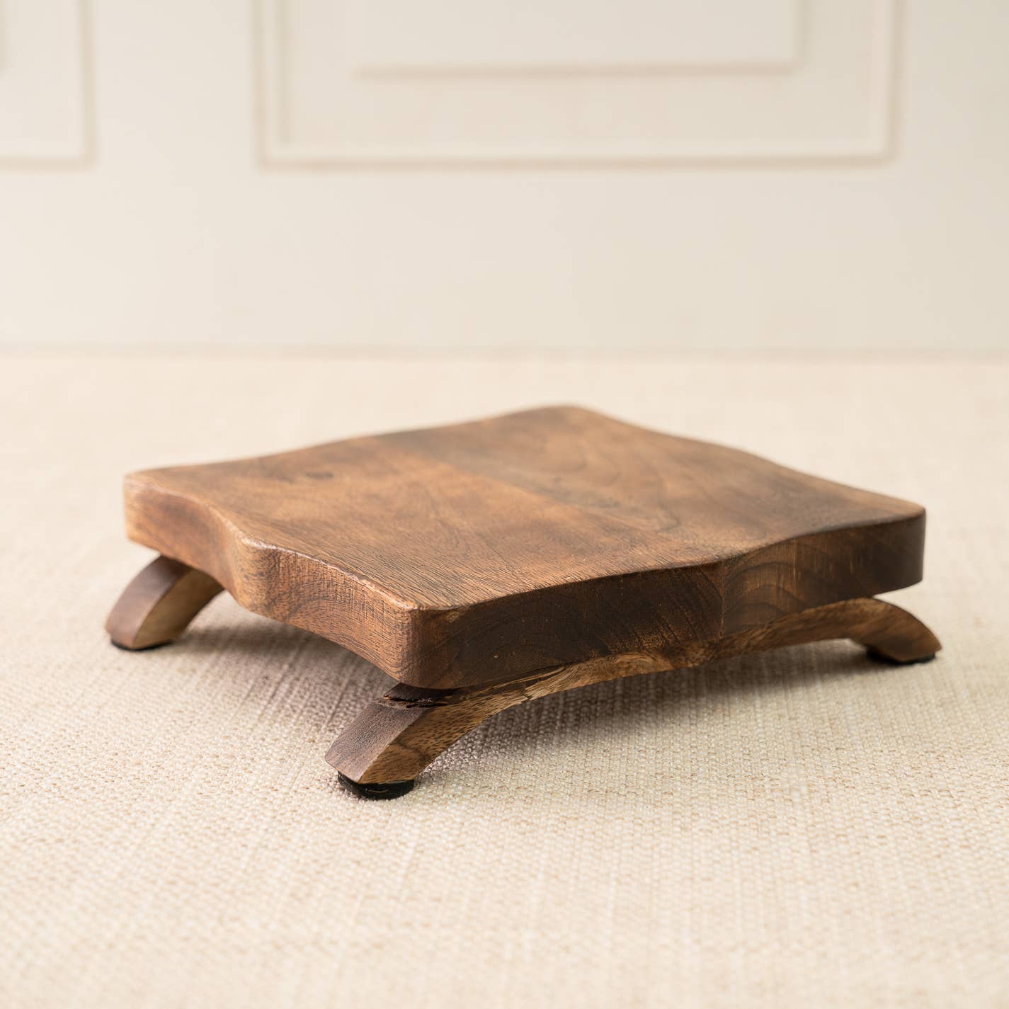 antique wood riser – Z CANDLES