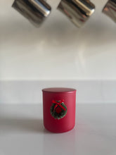 Load image into Gallery viewer, Holiday Candle Bar
