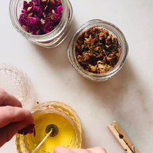 Load image into Gallery viewer, Junior League of Portland Candle Event