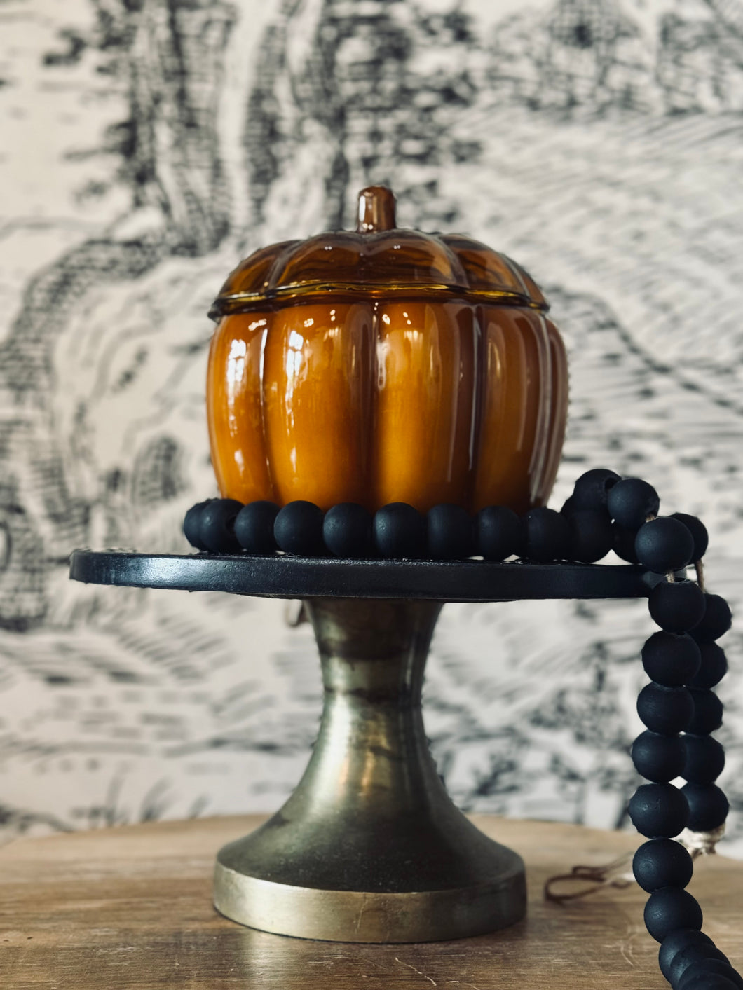 4 wick pumpkin (amber)